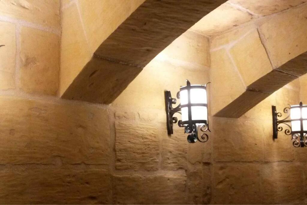 Cozy Corner House In Valletta - Authentic! Экстерьер фото