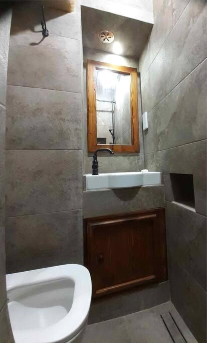 Cozy Corner House In Valletta - Authentic! Экстерьер фото
