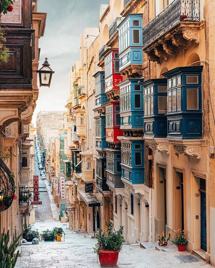 Cozy Corner House In Valletta - Authentic! Экстерьер фото