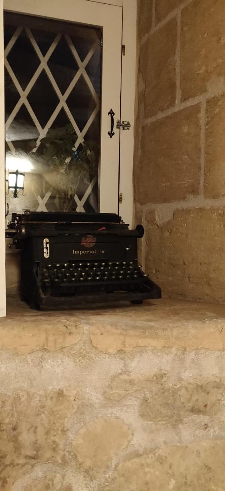 Cozy Corner House In Valletta - Authentic! Экстерьер фото